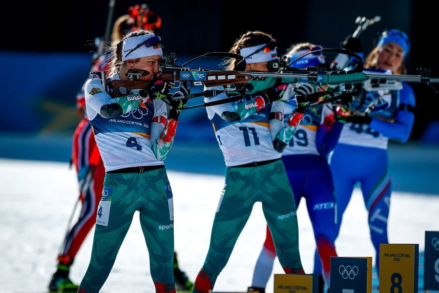 Преследване на 12 5 км в биатлона за жени с1