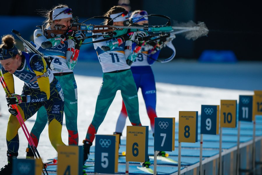 Преследване на 12 5 км в биатлона за жени с1