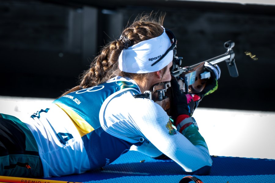 Преследване на 12 5 км в биатлона за жени с1