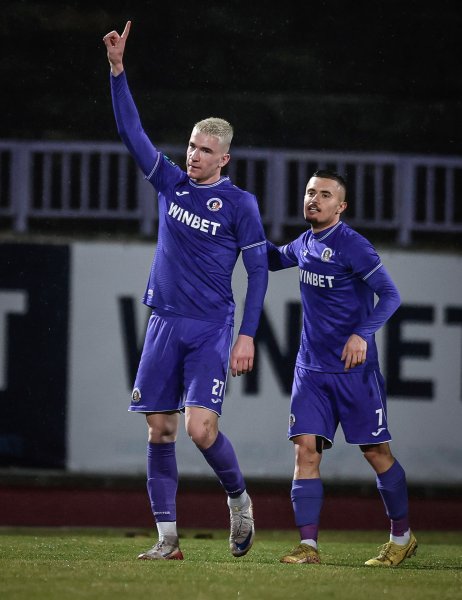 Етър Фратрия1