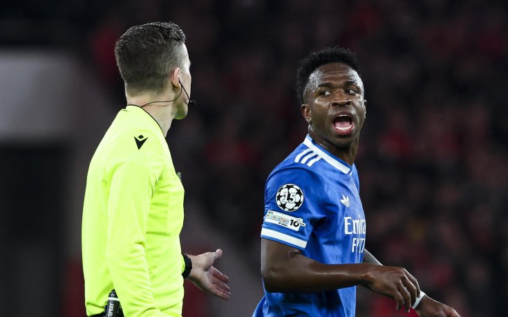 УЕФА излезе с коментар за скандала с Винисиус