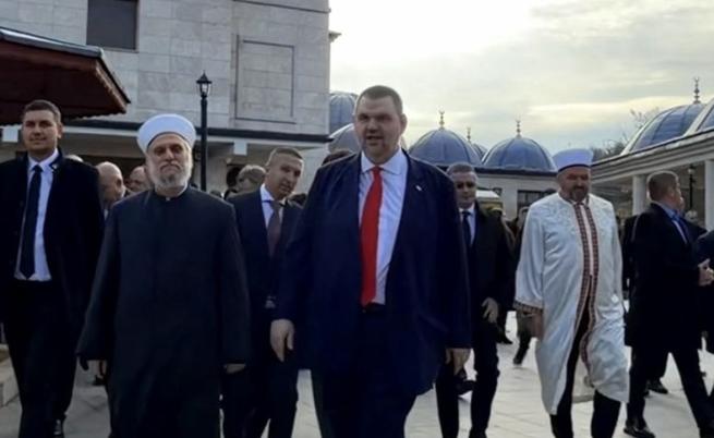 Пеевски поздрави мюсюлманите по повод свещения месец Рамазан