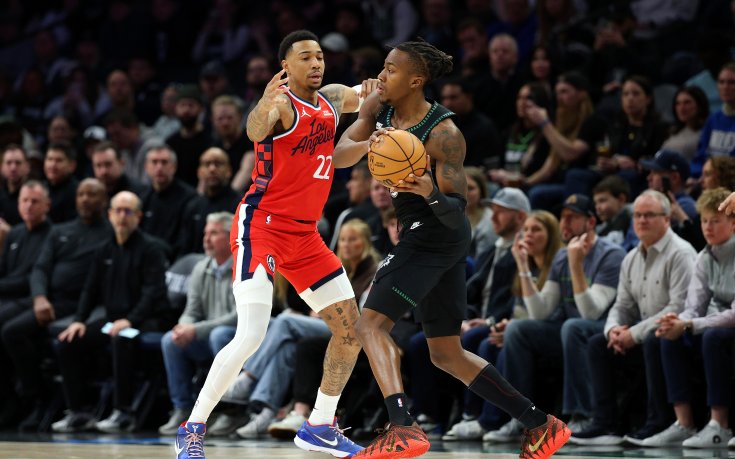 Официално: гард на ЛА Клипърс подписа нов договор