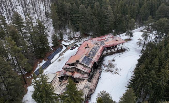 Сандов разказа какво е правил в хижа 