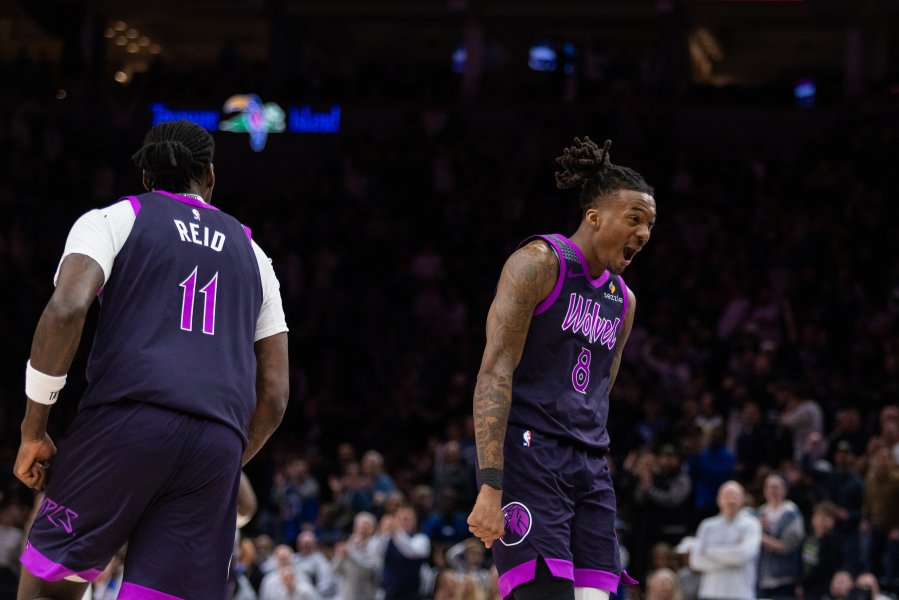 Минесота Тимбъруулвс Далас Маверикс1