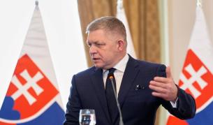 Фицо заплаши да спре извънредните доставки на електричество за Украйна