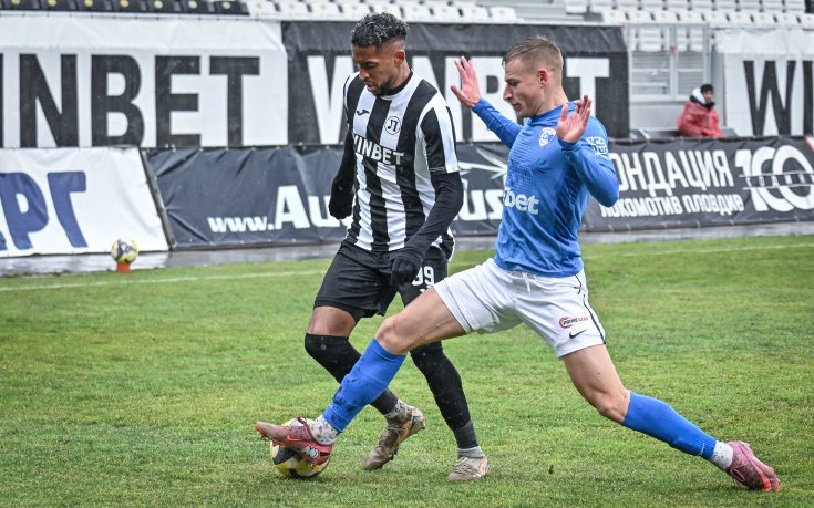 НА ЖИВО: Локомотив Пловдив 0:1 Спартак Варна, Лопеш вкара, 