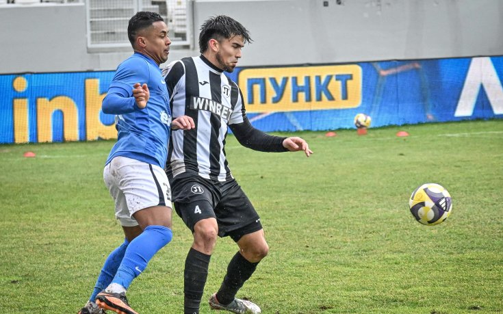 НА ЖИВО: Локомотив Пловдив 1:1 Спартак Варна, Павлов изравни, 