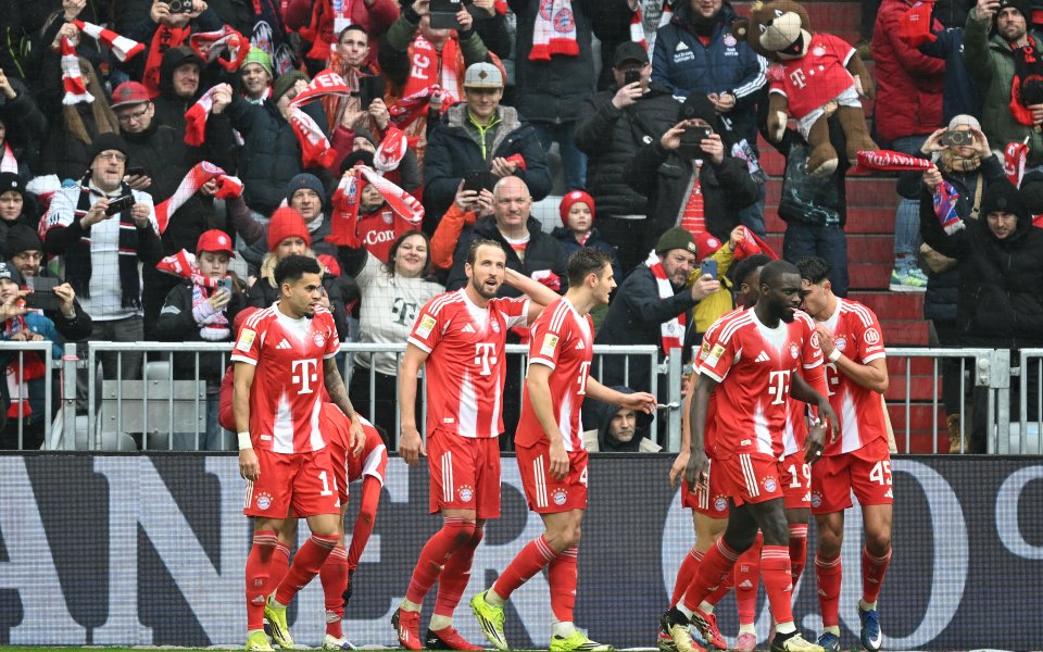 Байерн сам си направи живота труден след три гола аванс срещу Айнтрахт