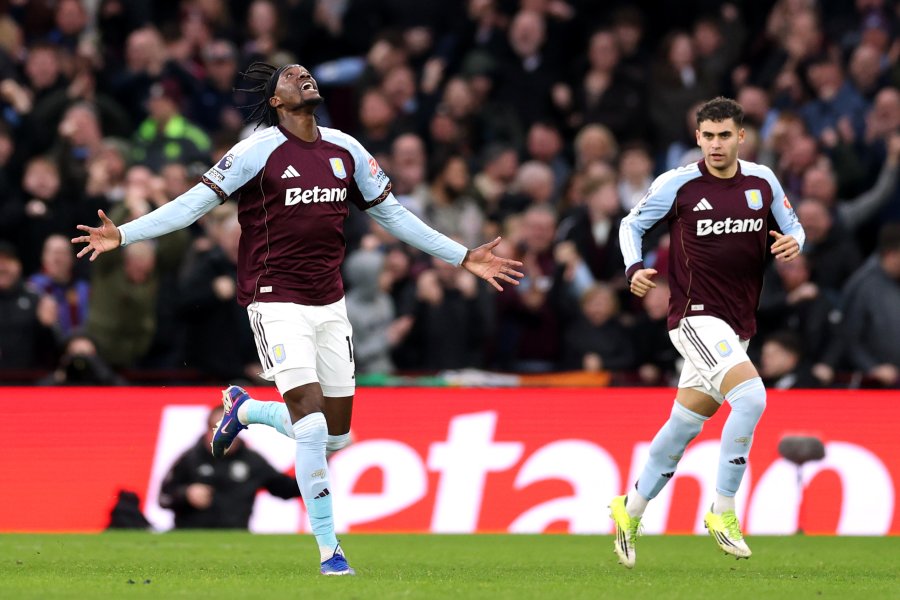 Астън Вила Лийдс Юнайтед1