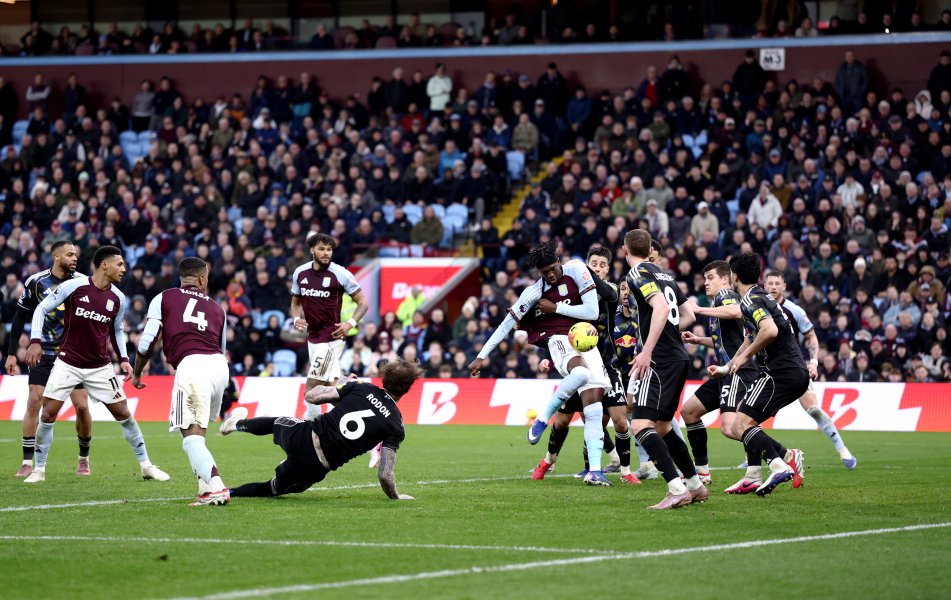 Астън Вила Лийдс Юнайтед1