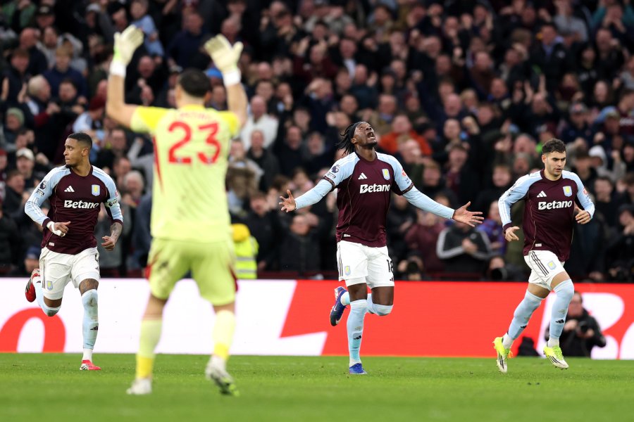 Астън Вила Лийдс Юнайтед1