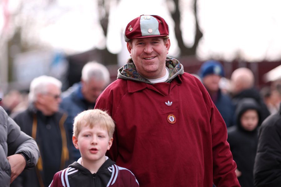 Астън Вила Лийдс Юнайтед1