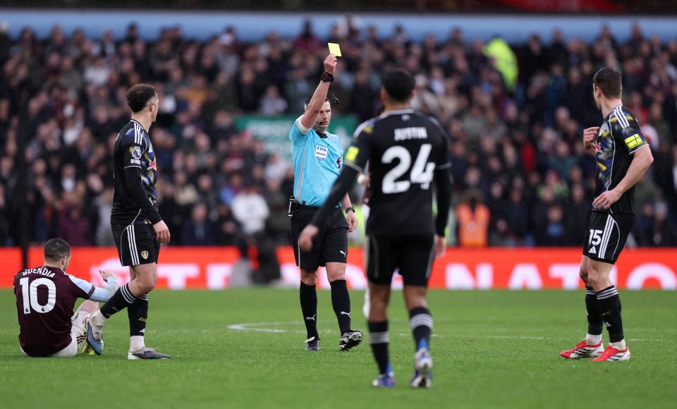 Астън Вила Лийдс Юнайтед1