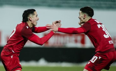 Това ли е голът на сезона? Зашеметяващото попадение на Пиедраита срещу Славия (ВИДЕО)