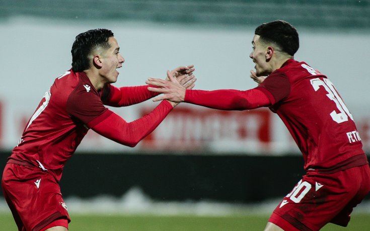 Това ли е голът на сезона? Зашеметяващото попадение на Пиедраита срещу Славия (ВИДЕО)