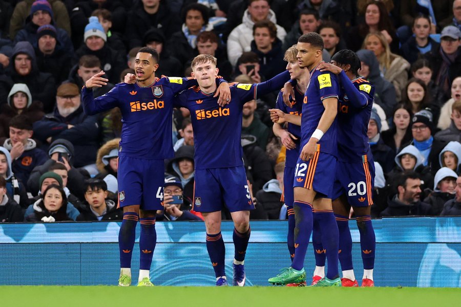 Манчестър Сини Нюкасъл1