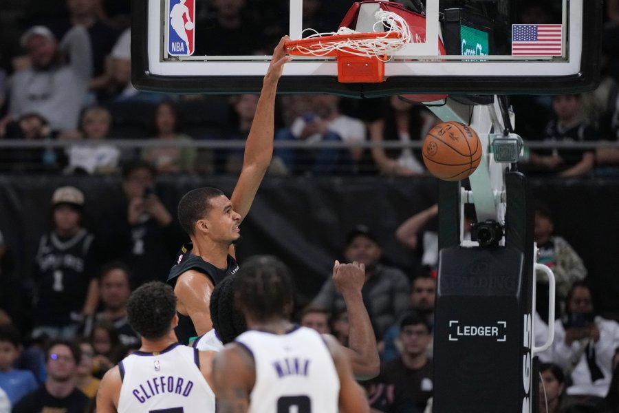 Сан Антонио Спърс Сакраменто Кингс1