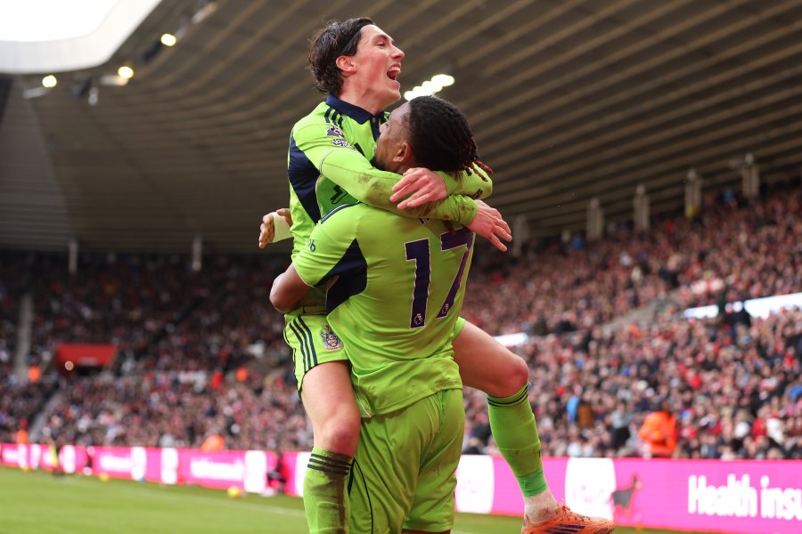 Съндърланд Фулъм1