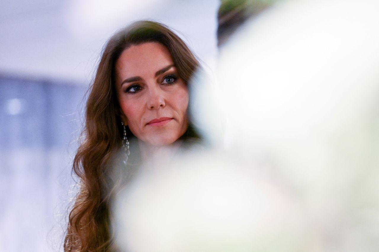 <p>Бляскава фасада, но вътрешен стрес: Експерт разкри какво издаде &bdquo;тревогата&ldquo; на Кейт и Уилям по време на наградите БАФТА</p>