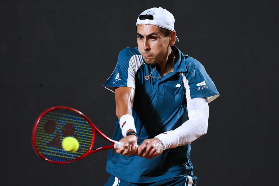 Томас Ечевери с първа титла от ATP след триумф над1