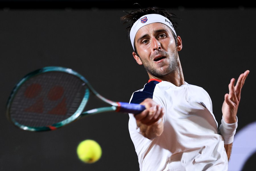 Томас Ечевери с първа титла от ATP след триумф над1