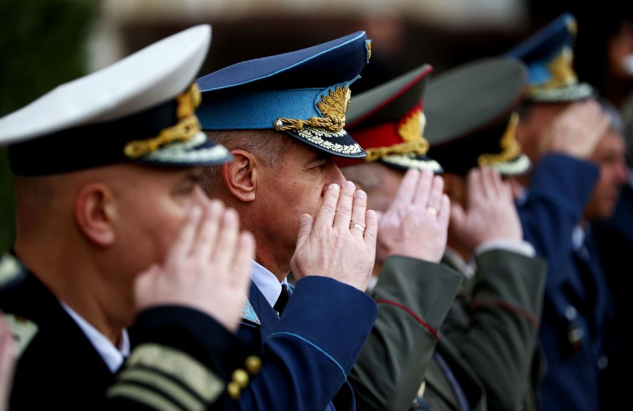 <p>Илияна Йотова присъства на годишната конференция на началника на отбраната.</p>