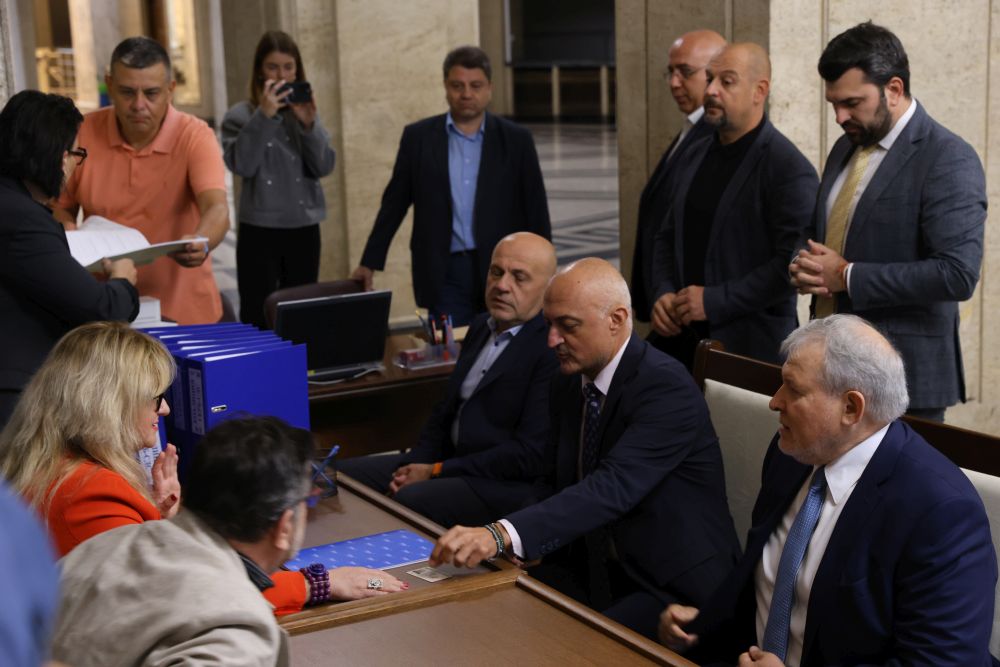 ГЕРБ-СДС ще се регистрира за предсрочните избори