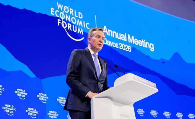 Президентът на Световния икономически форум подава оставка заради връзки с Джефри Епстийн