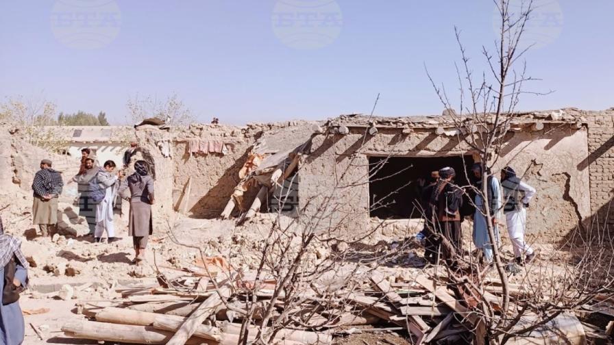 "Сега вече сме в открита война": Напрежението между Пакистан и Афганистан ескалира