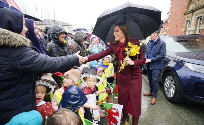 Защо Кейт Мидълтън отказа автограф на свой фен?