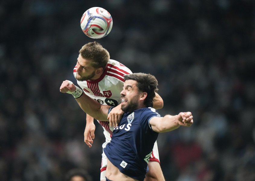 Ванкувър Уайткапс Торонто1