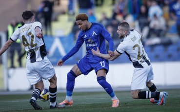 СНИМКИ: Домакинството на Левски на Локомотив София