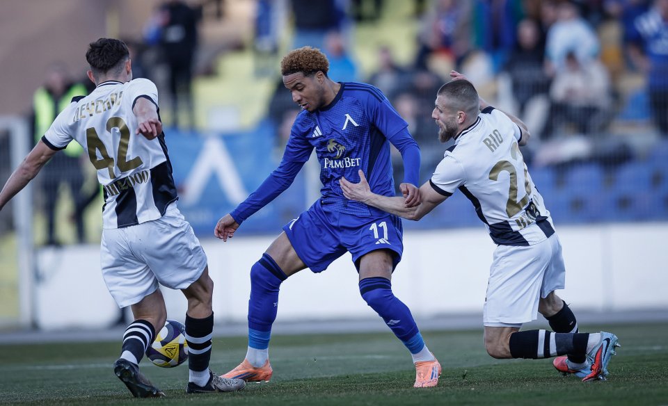 Левски Локомотив София1