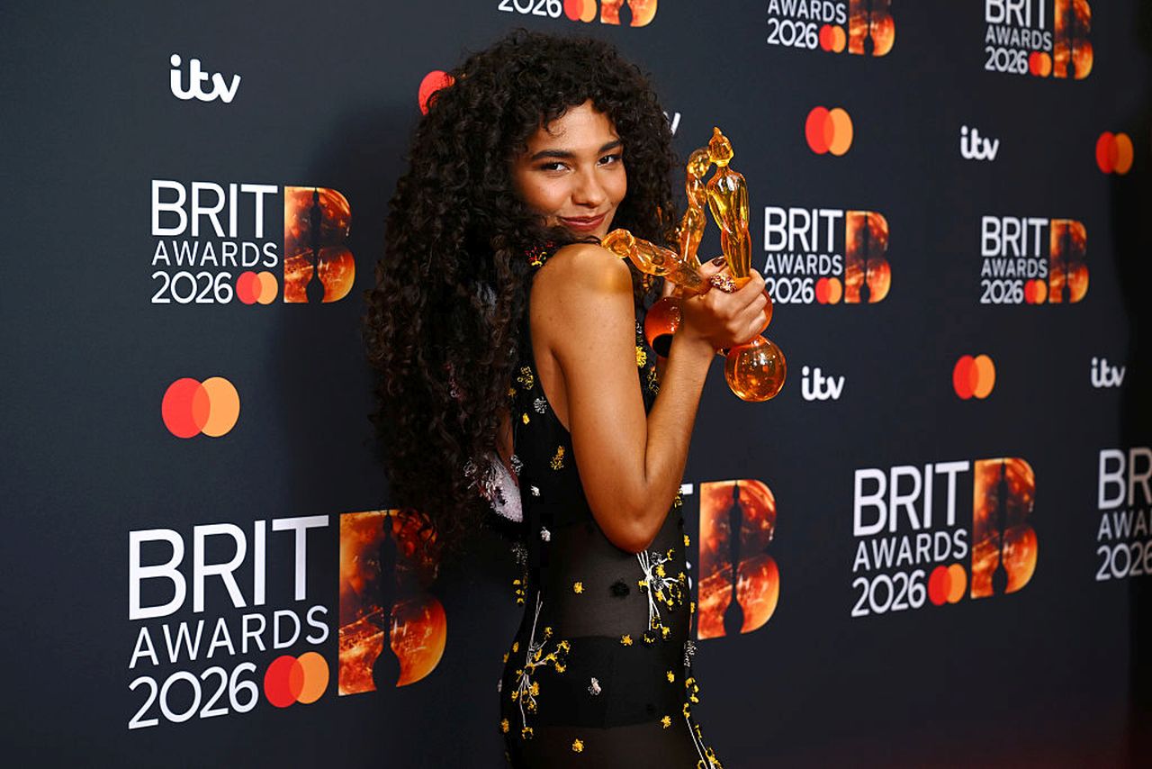 „Новата кралица на попа“ Оливия Дийн триумфира на Brit Awards 2026
