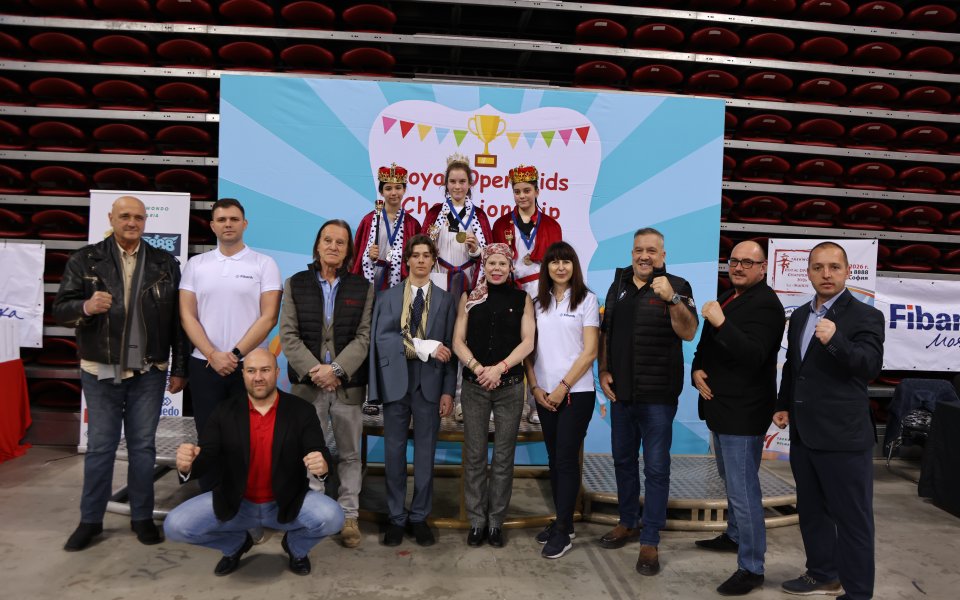 Царското семейство на България награди победителите в Royal Kids Open