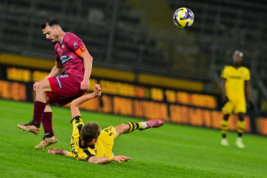 Ботев Пловдив Септември София1