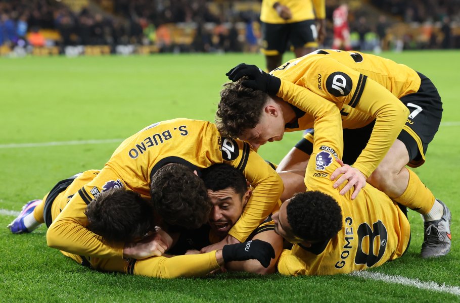 Уулвърхемптън Уондърърс Ливърпул1