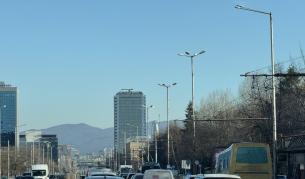 Огромно задръстване след тежка катастрофа в София