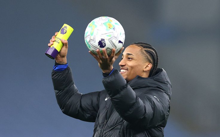 Хеттрик на Жоао Педро изстреля Челси към зона 