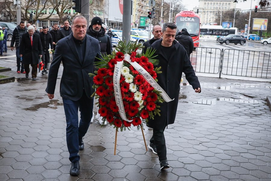 Поклонение на Георги Велинов1