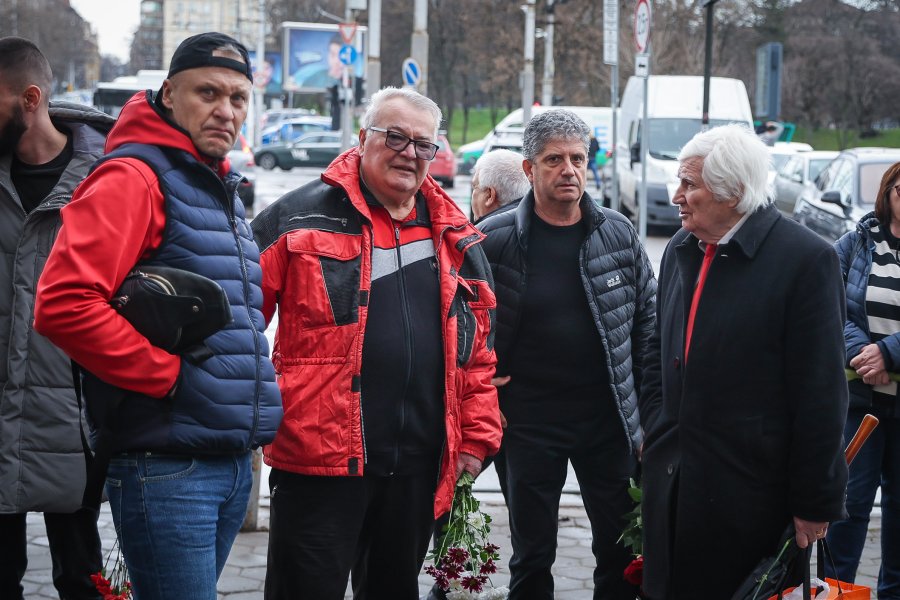 Поклонение на Георги Велинов1