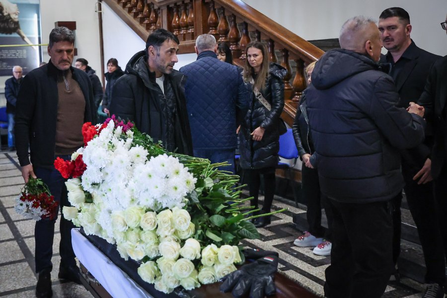 Поклонение на Георги Велинов1