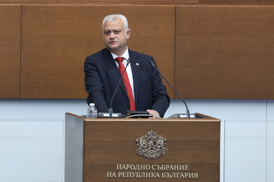 Уволняват полицая, причинил тежка катастрофа в Перник