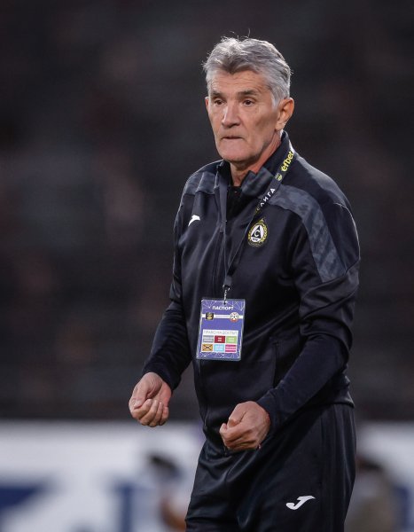 Славия Спартак Вн1