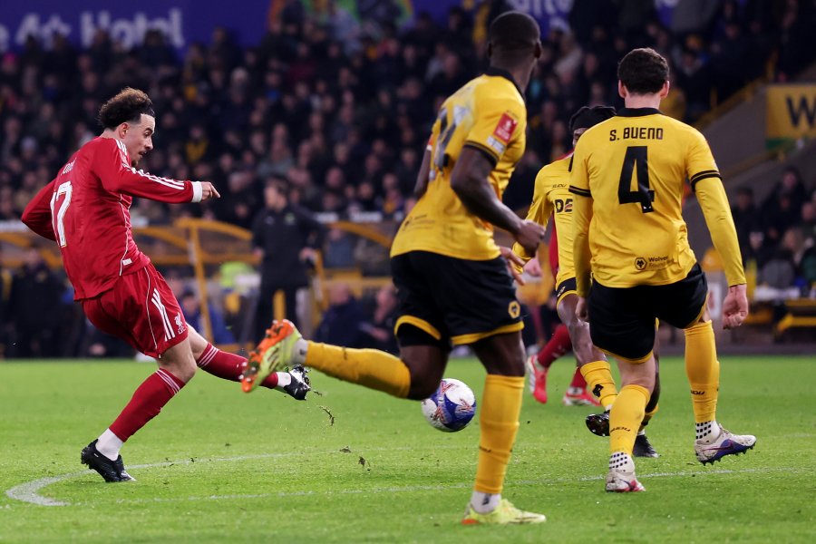 Уулвърхемптън Ливърпул1