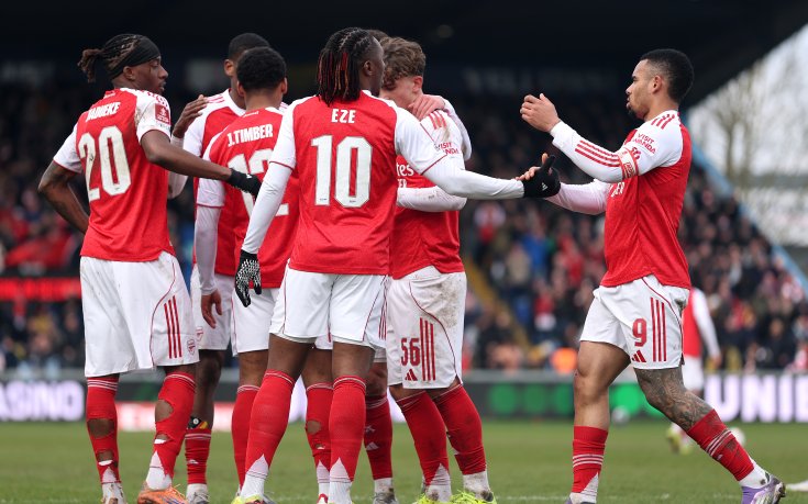 Арсенал се затрудни с Мансфийлд, но е на четвъртфинал във ФА Къп