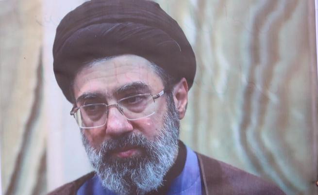 Официално обявиха новия лидер на Иран, той е Моджтаба Хаменей