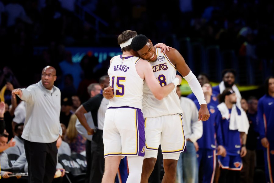 Лос Анджелис Лейкърс Ню Йорк Никс1