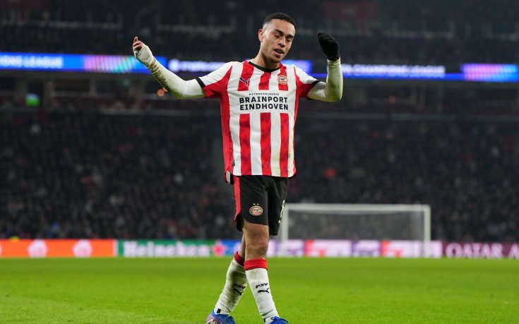 ПСВ Айндховен остана без американски национал за неопределено време